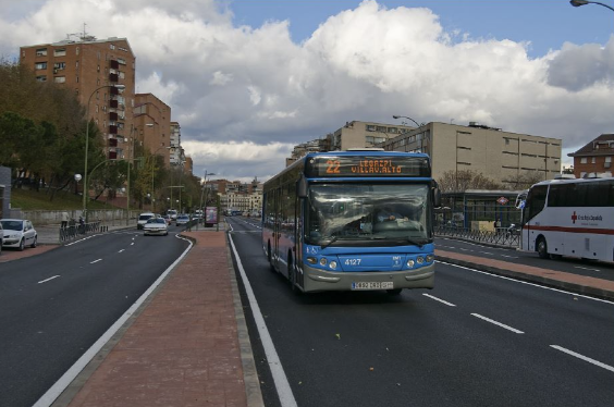 High-Level Public Transport Service Corridors in Peripheral Districts